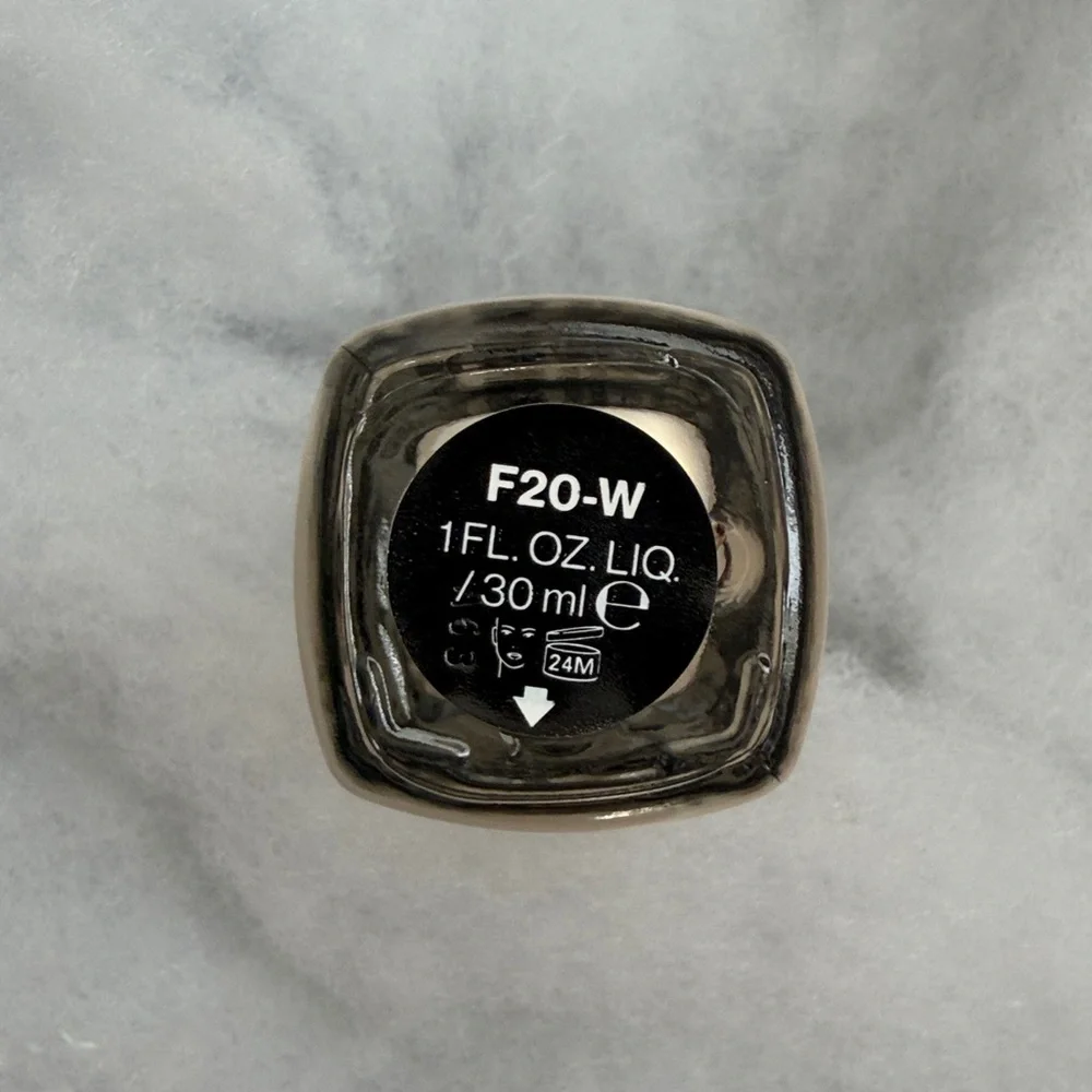 Smashbox Always On F20-W Skin Balancing, Primer infused Foundation Full Size